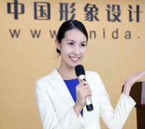 徐佩佩老师 - 企业培训师